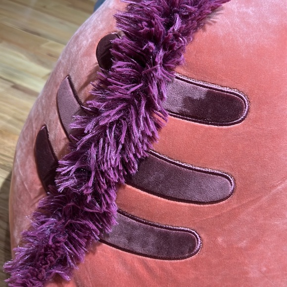 Squishmallow, Kelly the 16” NWT Velociraptor🦖 - Picture 9 of 11